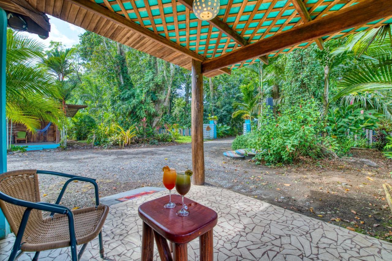 Hotel Banana Azul - Adults Only Puerto Viejo de Talamanca Exteriör bild